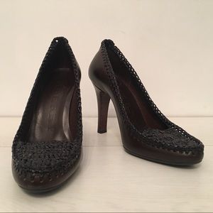 Authentic Burberry brown leather heels